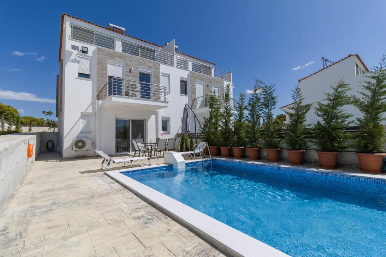 Βίλα Enchanted Sunlit Retreat